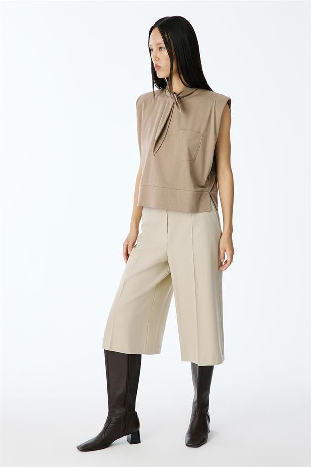 Padded Shoulder Mink Crop T-Shirt