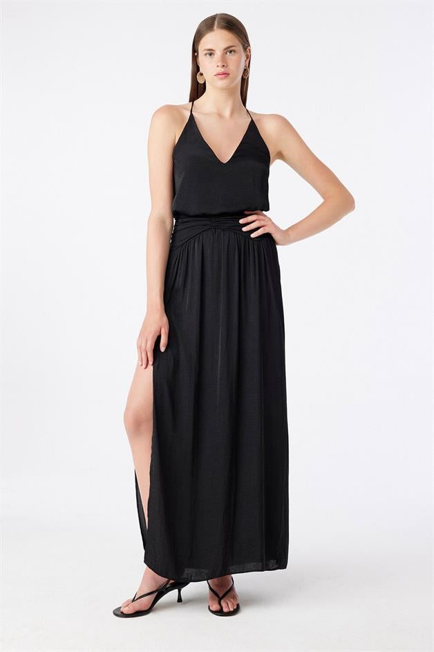 Slit Detailed Black Long Skirt