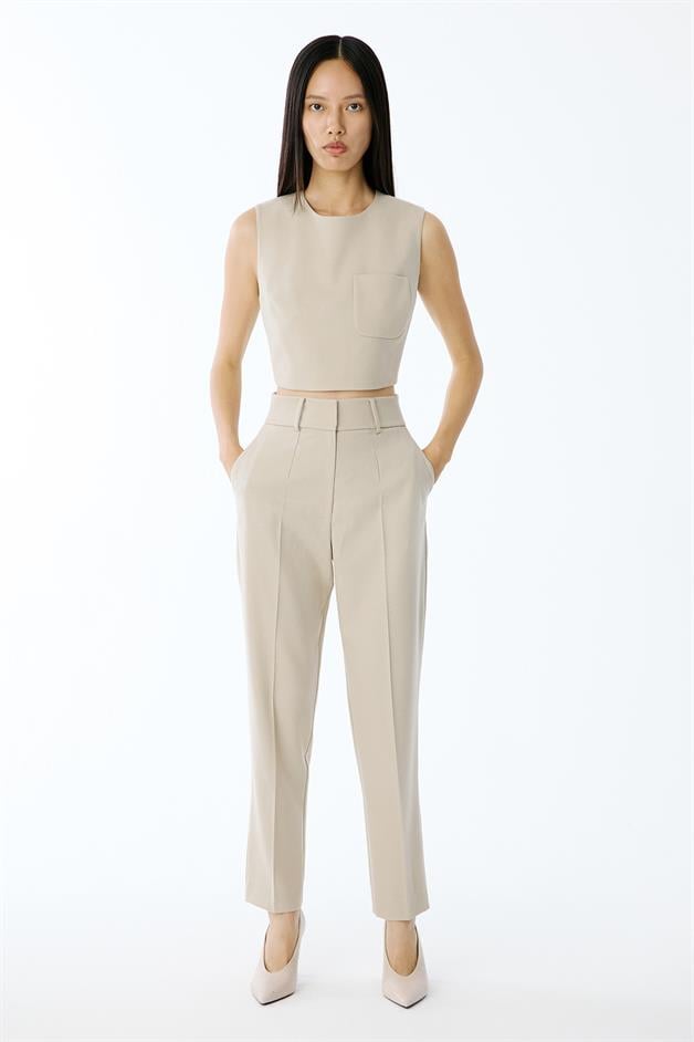 Wool-Textured Crop Beige Blouse