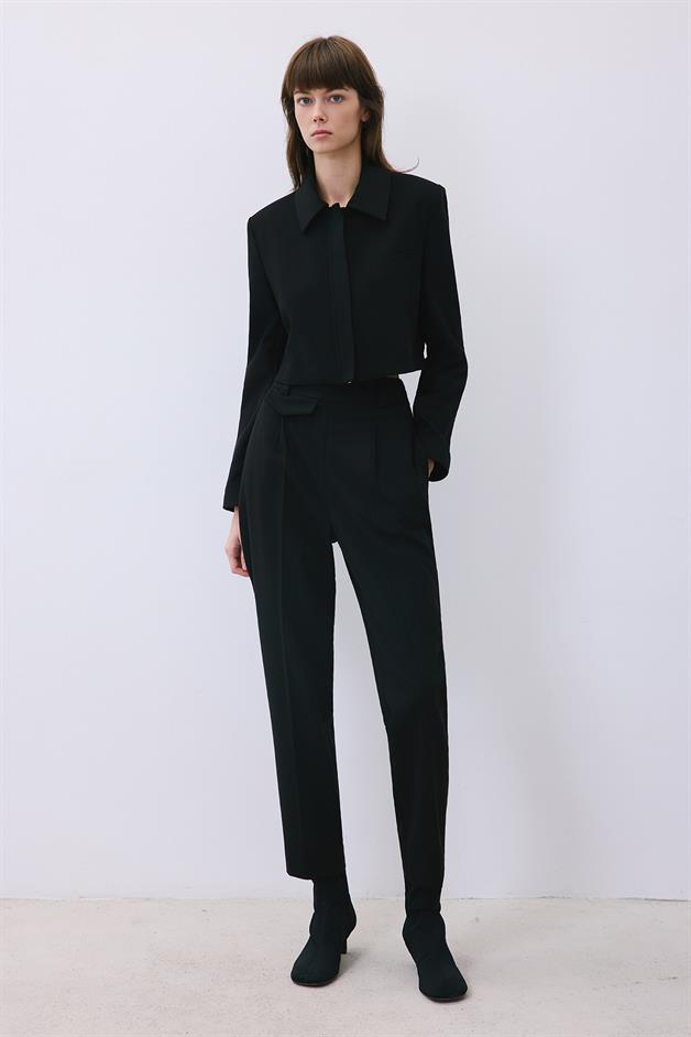 Black Wool-Blend Zip-Up Crop Jacket