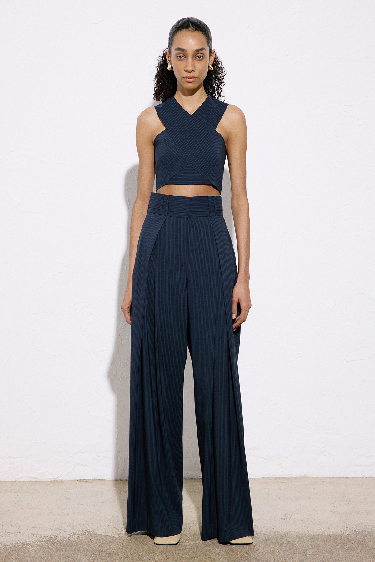 Asimetrik Detaylı Çizgili Crop Lacivert Büstiyer · 7