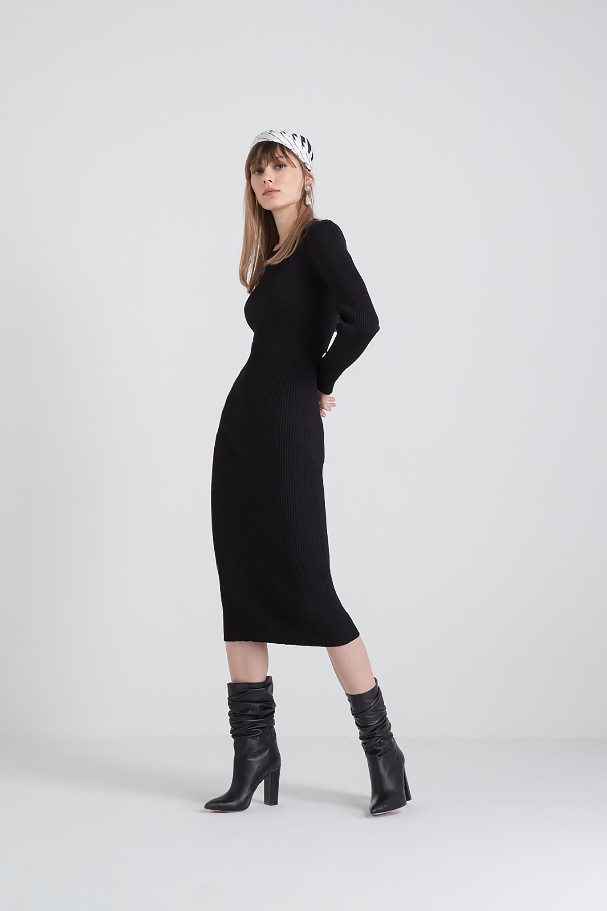 Ripped Knitwear Dress With Waist Decollete | Rue Les Createurs