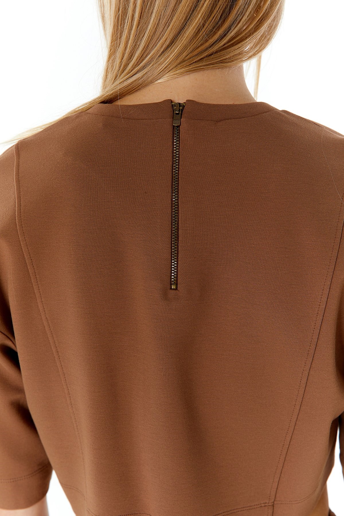 Camel Basic Crop T-Shirt · 6