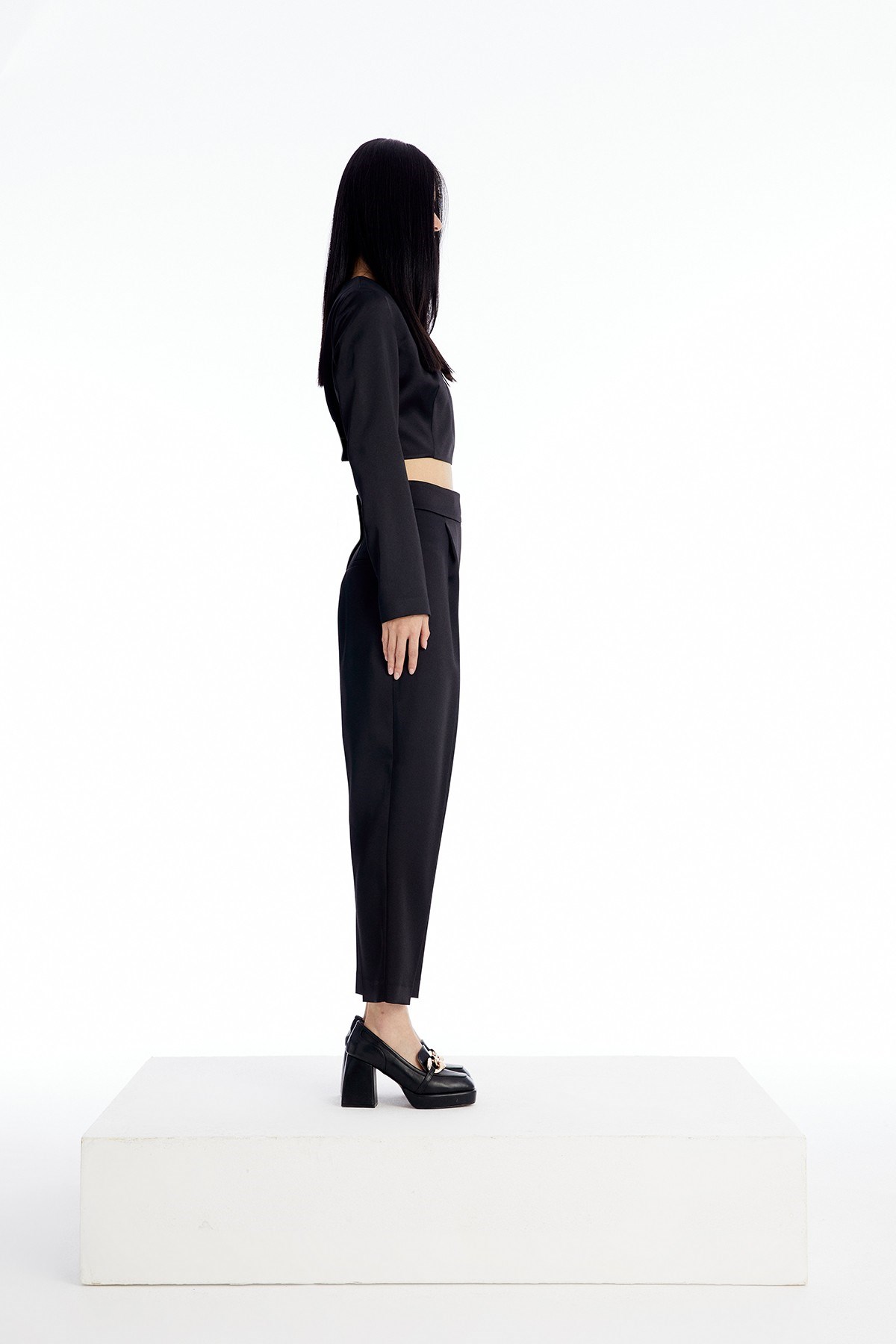 Crop Siyah Saten Bluz · 2