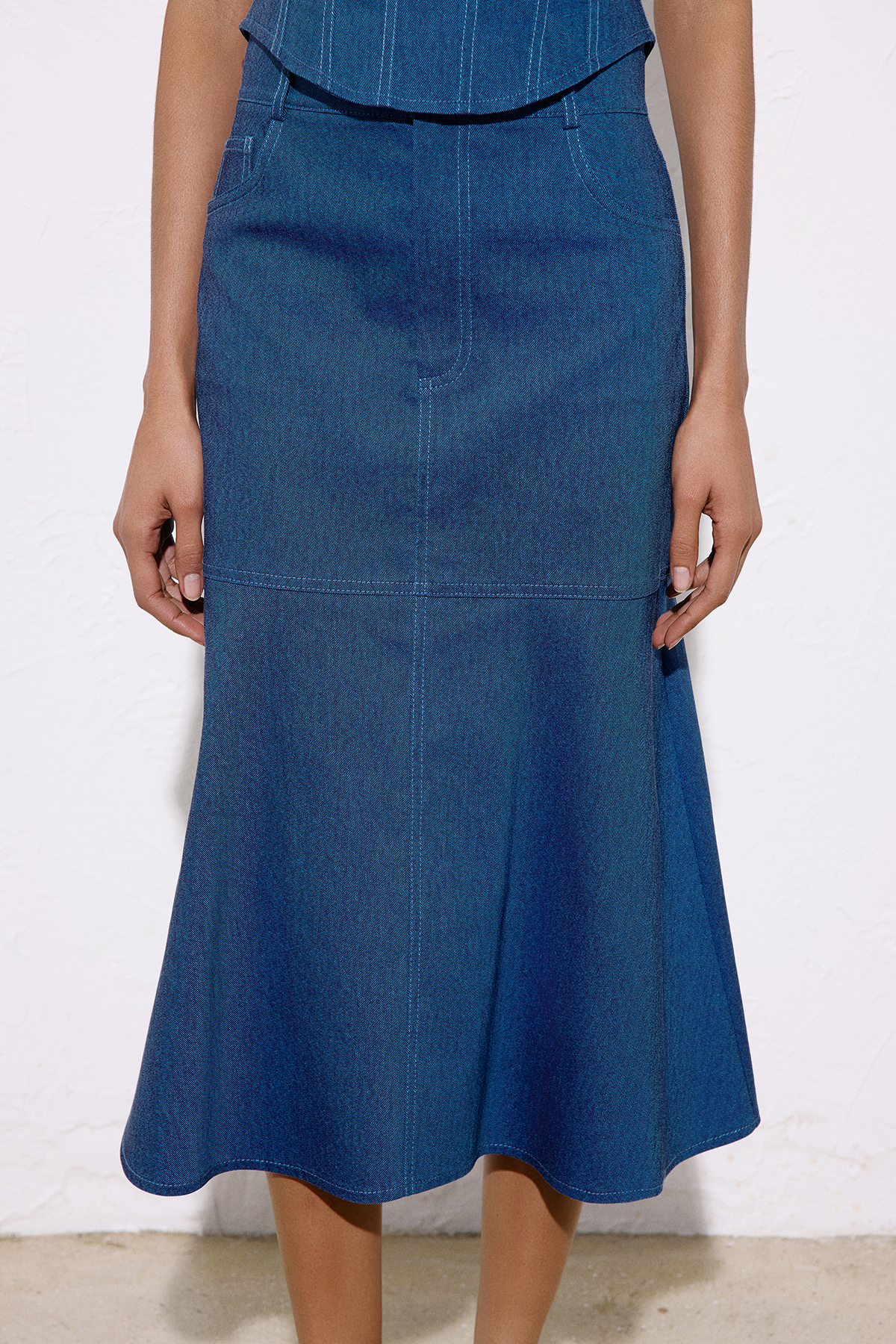 Denim Dokulu Midi Mavi Etek · 7