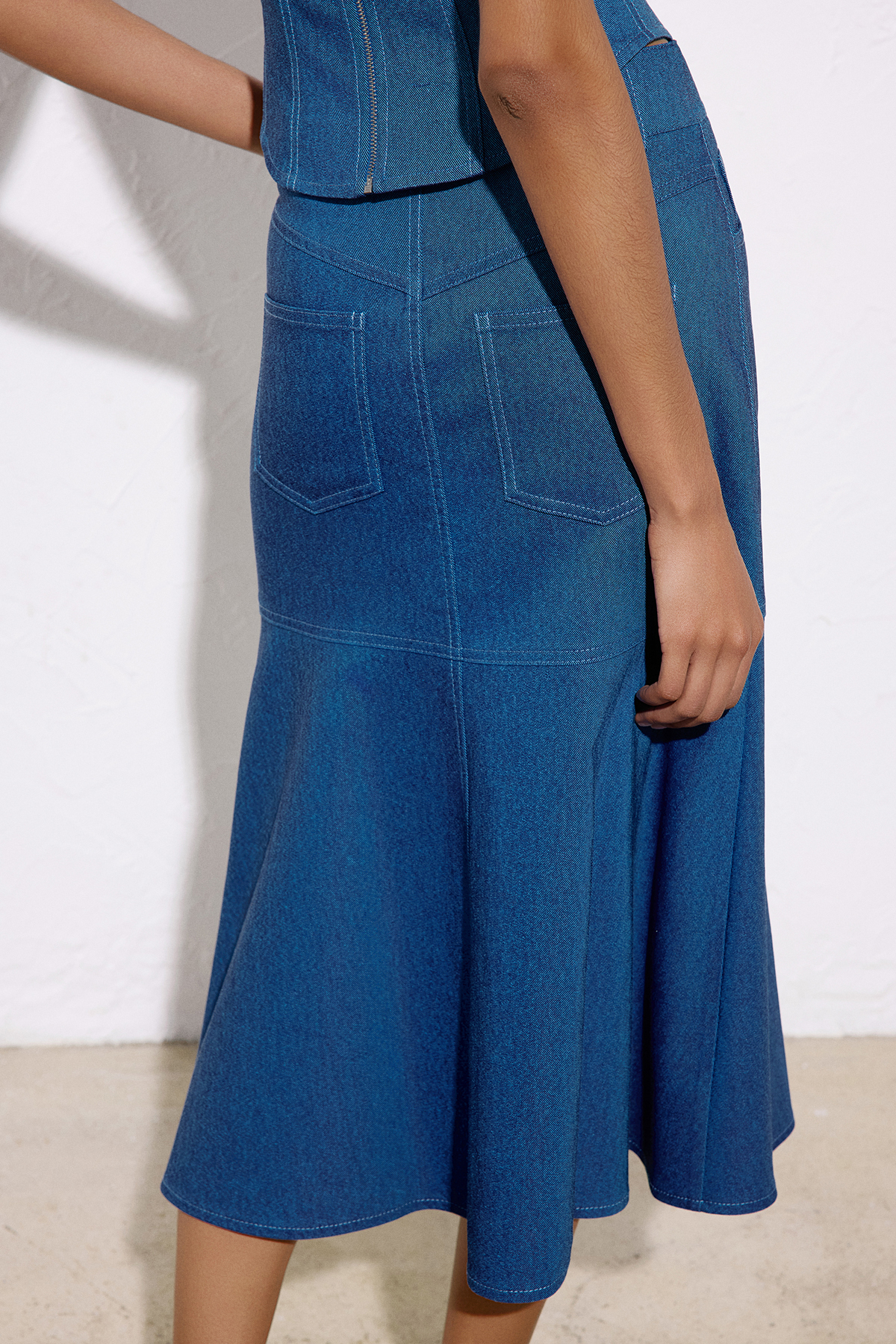 Denim Dokulu Midi Mavi Etek · 4