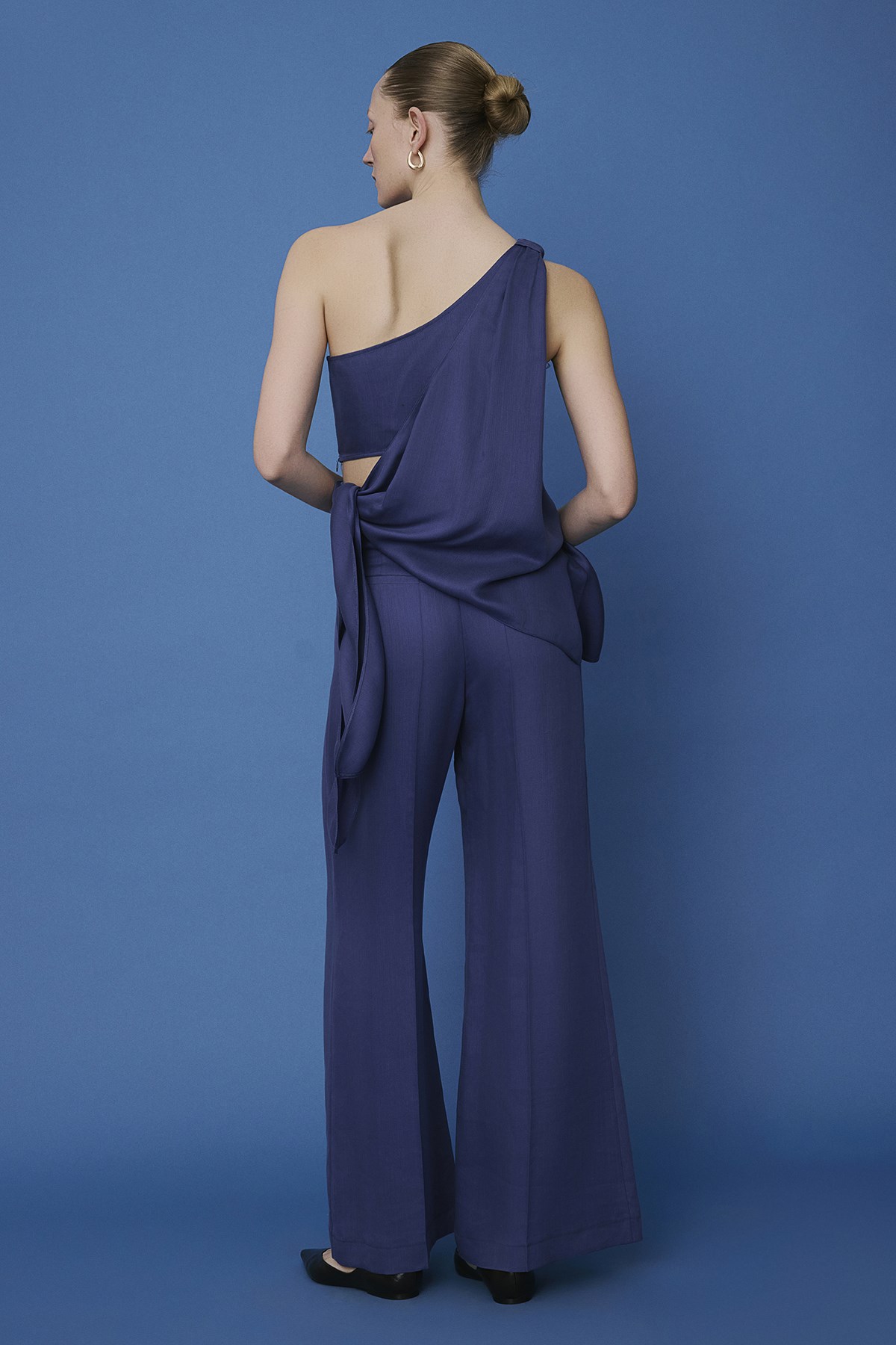 Kemerli Geniş Paça İndigo Pantolon · 8