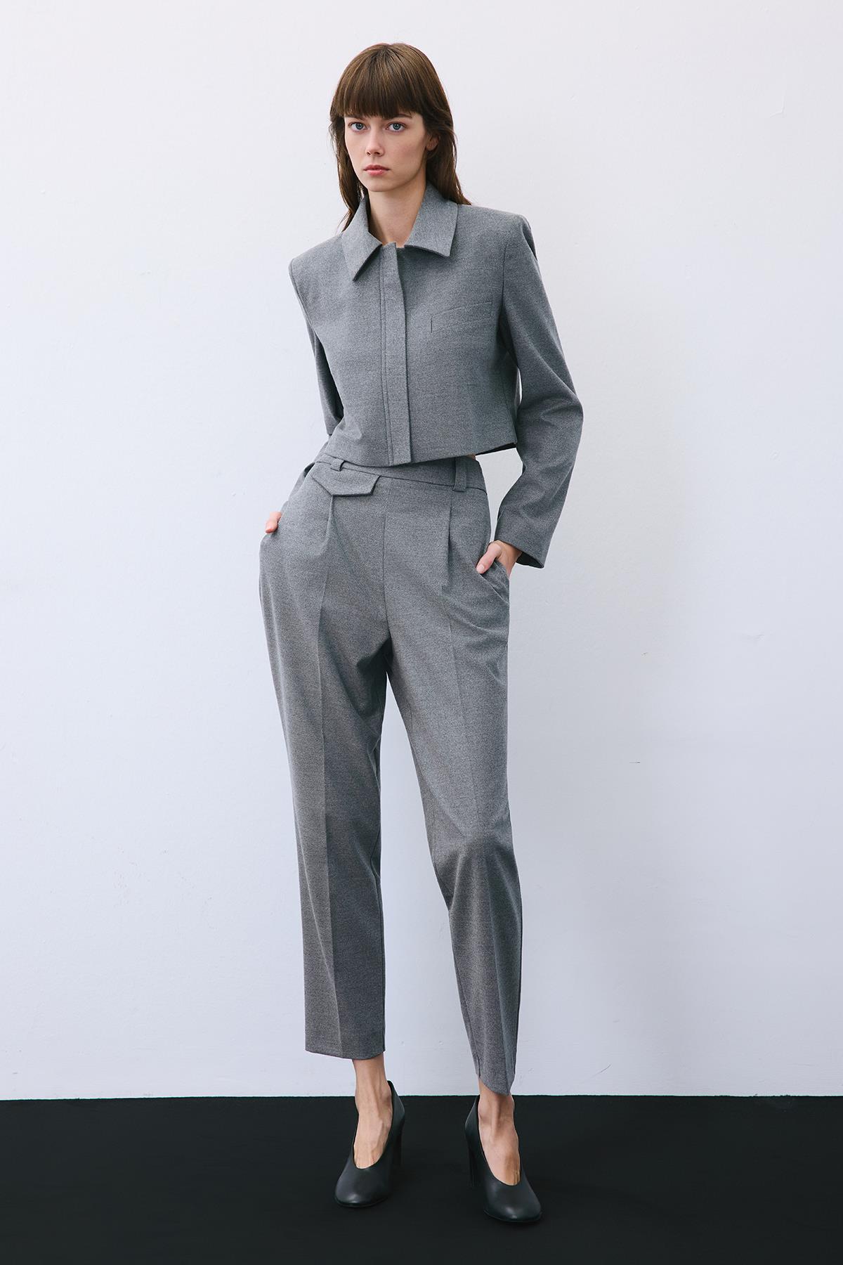 ジャケット・アウター Herlipto Romy Wool-Blend jacket gray Romy Wool Blend Coat by Atmos&Here Curvy Online | THE ICONIC