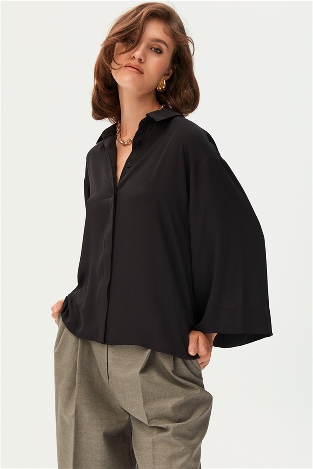 Siyah Yarasa Kollu Yarı Transparan Gömlek | SHIRTS | RUE