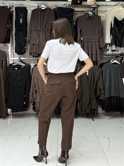 Acı Kahve Kemerli Cep Detaylı Pantolon