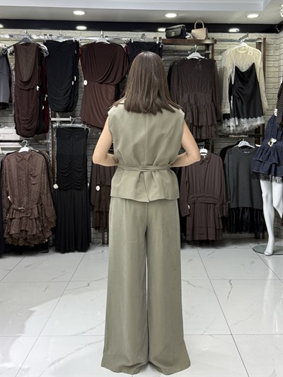 Haki Kuşaklı Kruvaze Yelek Takım