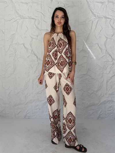 Kahve Motif Desenli Pantolon Takım