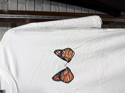 Kelebek Baskılı Kısa Kol T-shirt