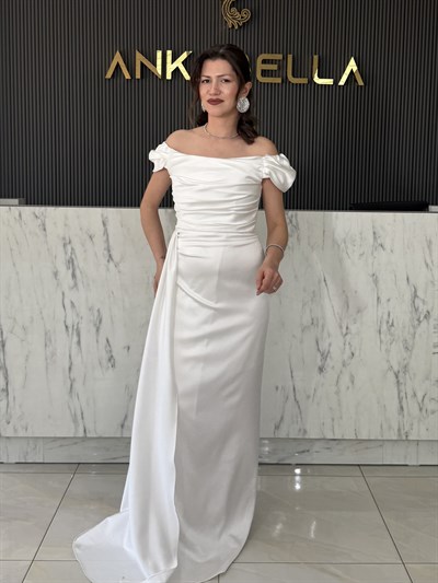 Madonna Yaka Beyaz Abiye