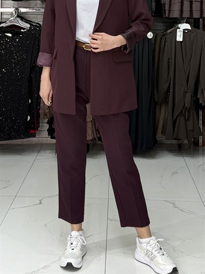 Mürdüm Kemerli Cep Detaylı Pantolon