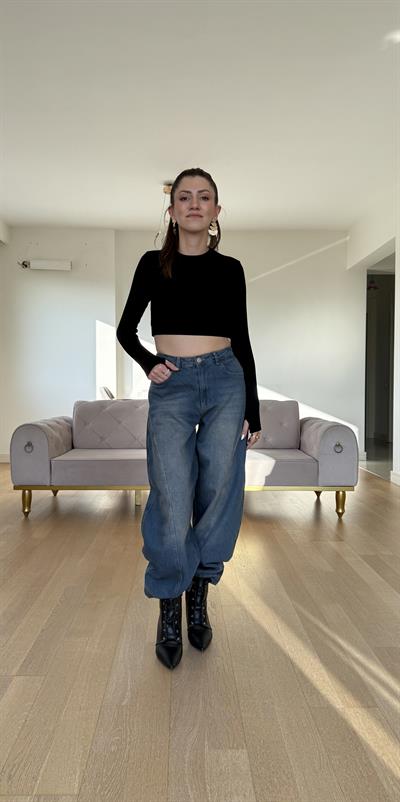 Parmak Geçirrmeli Crop Badi Siyah