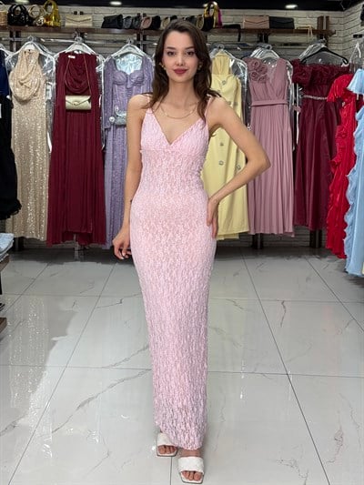 Pembe Dantel İp Askılı Elbise
