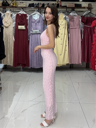 Pembe Dantel İp Askılı Elbise