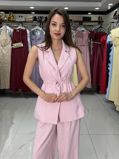 Pembe Toka Detay Yelekli Takım