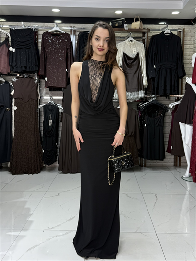 Sandy Kumaş Dantel Detay Siyah Elbise