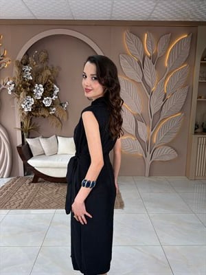 Siyah Bağcıklı Keten Elbise