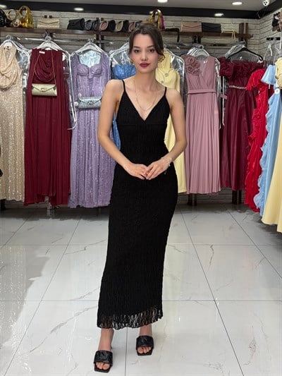 Siyah  Dantel İp Askılı Elbise