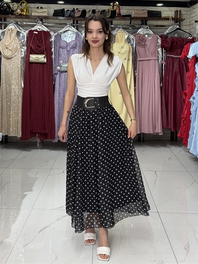 Siyah  Kemer Detay Puantiyeli Şifon Etek