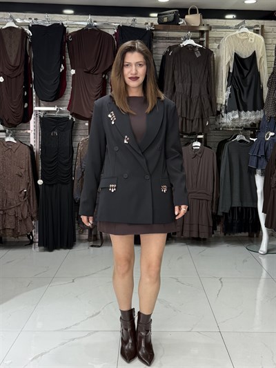 Siyah Küpeli Blazer Ceket