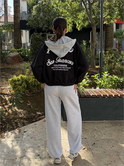 Siyah Nakışlı Bomber Mont