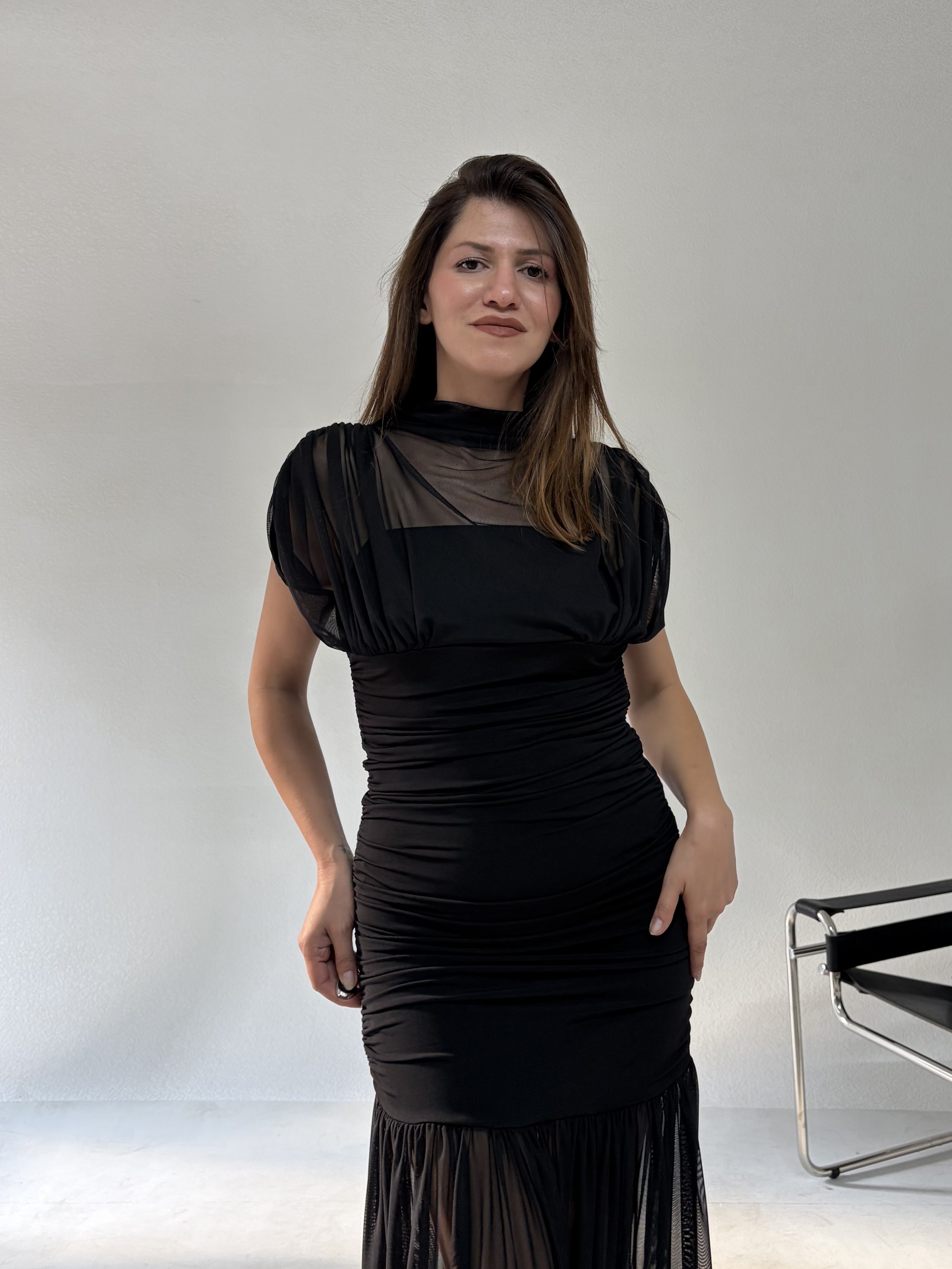 Siyah Büzgülü Tül Elbise · 4