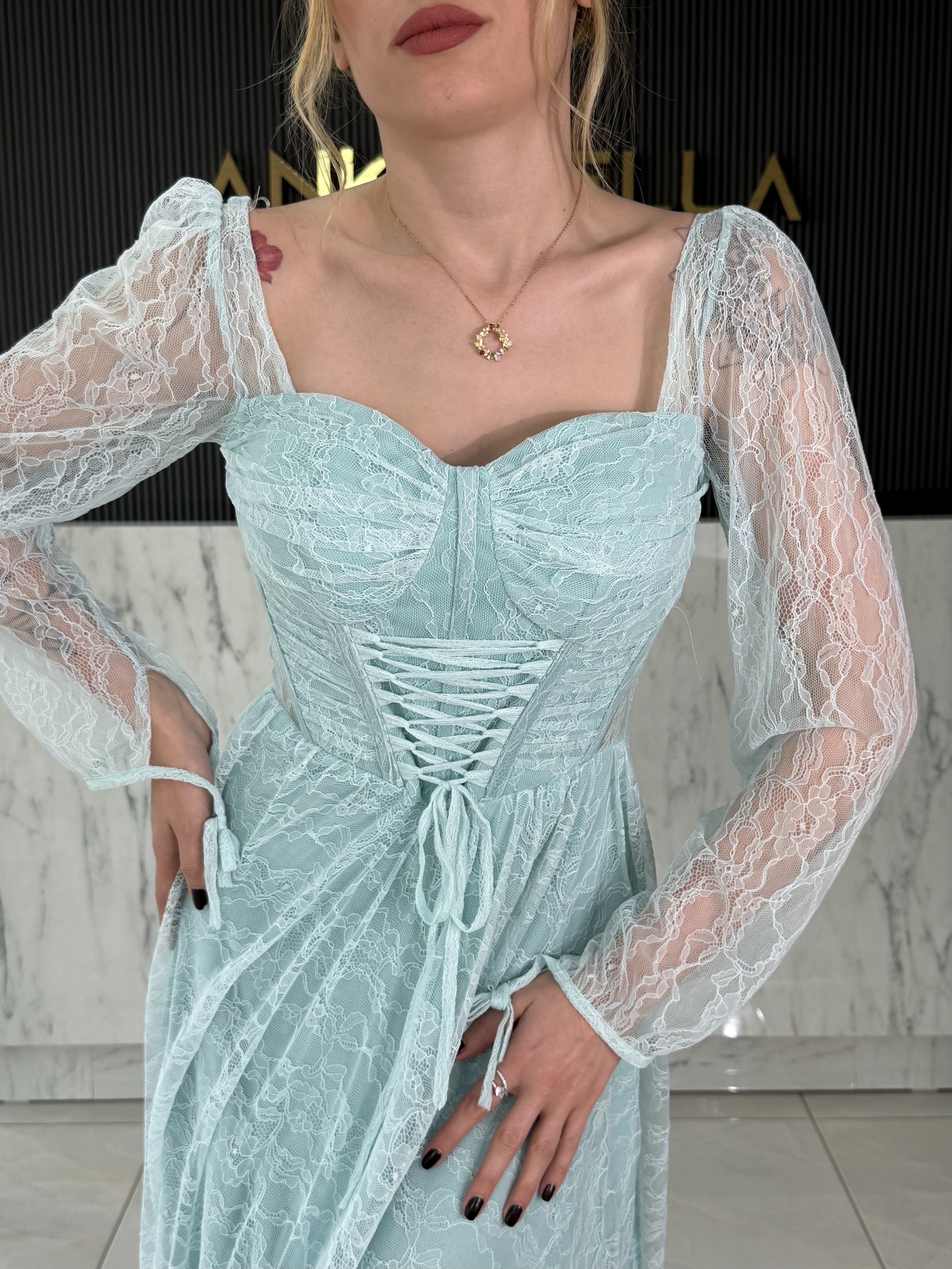 Su Yeşili Gotik Abiye · 3