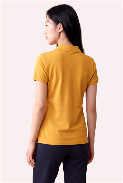 Kontür Jaguar Nakış Detaylı Slim Fit Kadın Hardal Polo Yaka T-Shirt