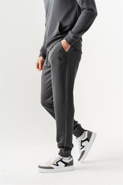 Slim Fit EVA Nakış Detaylı Premium Erkek Pantolon