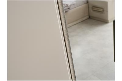 AKKOR D1 DOLAP (6 KAPILI) 