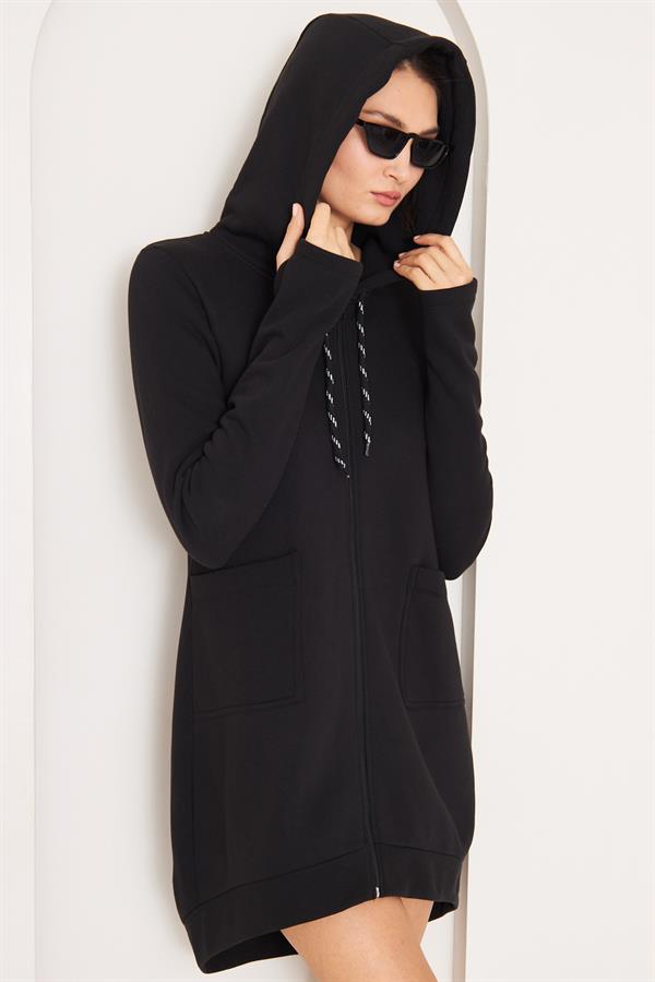 KAPÜŞONLU PARMAK GEÇMELİ KOL TRENC SWEAT
