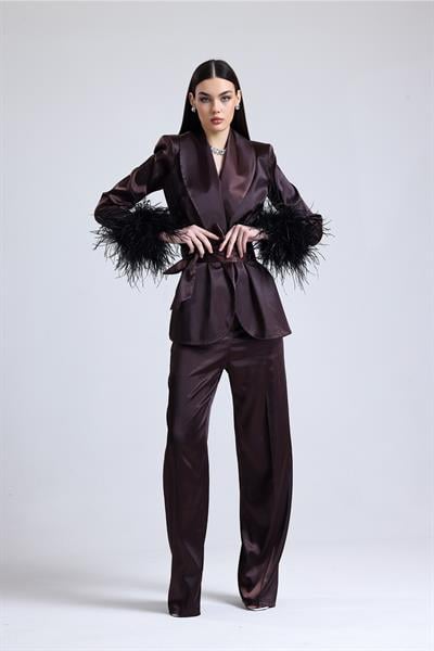 Satin Ember Kolları Tüylü Takım