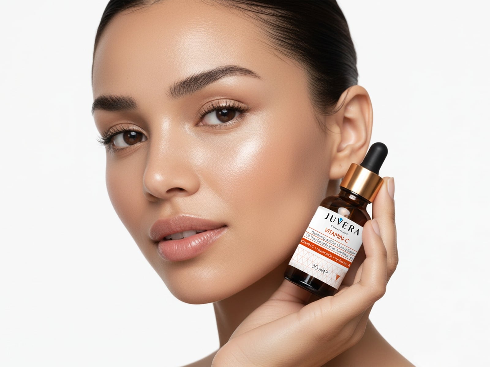 Işıltılı ve Genç Bir Cilt İçin Anahtar: JUVERA C Vitamini Serum