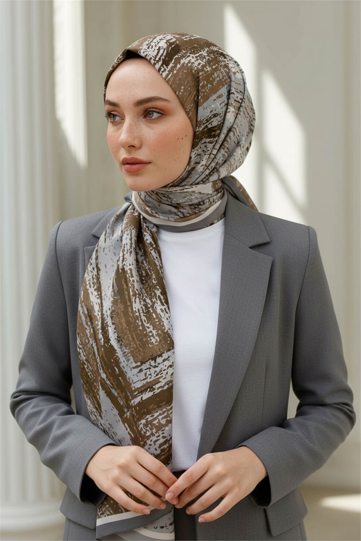 KREP FIRÇA DESENLİ GRİ RENKLİ 75X195 KIRIŞMAZ ŞAL