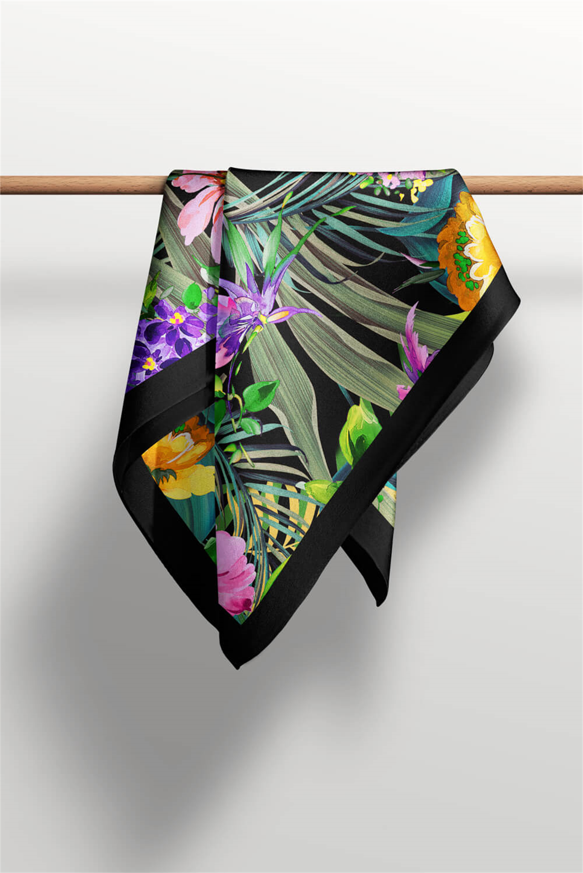H45 Kadın Yeşil Çiçek Desenli 50x50 Bandana HYL DG01404-22