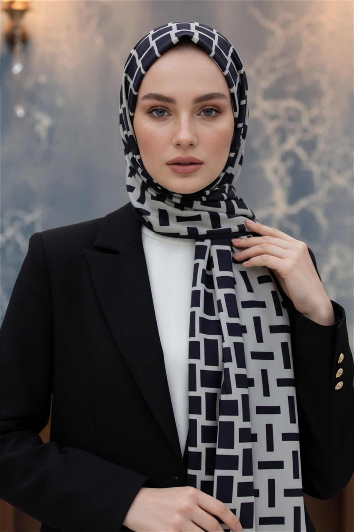 KREP KARELİ DESENLİ GRİ RENKLİ 75X195 KIRIŞMAZ ŞAL