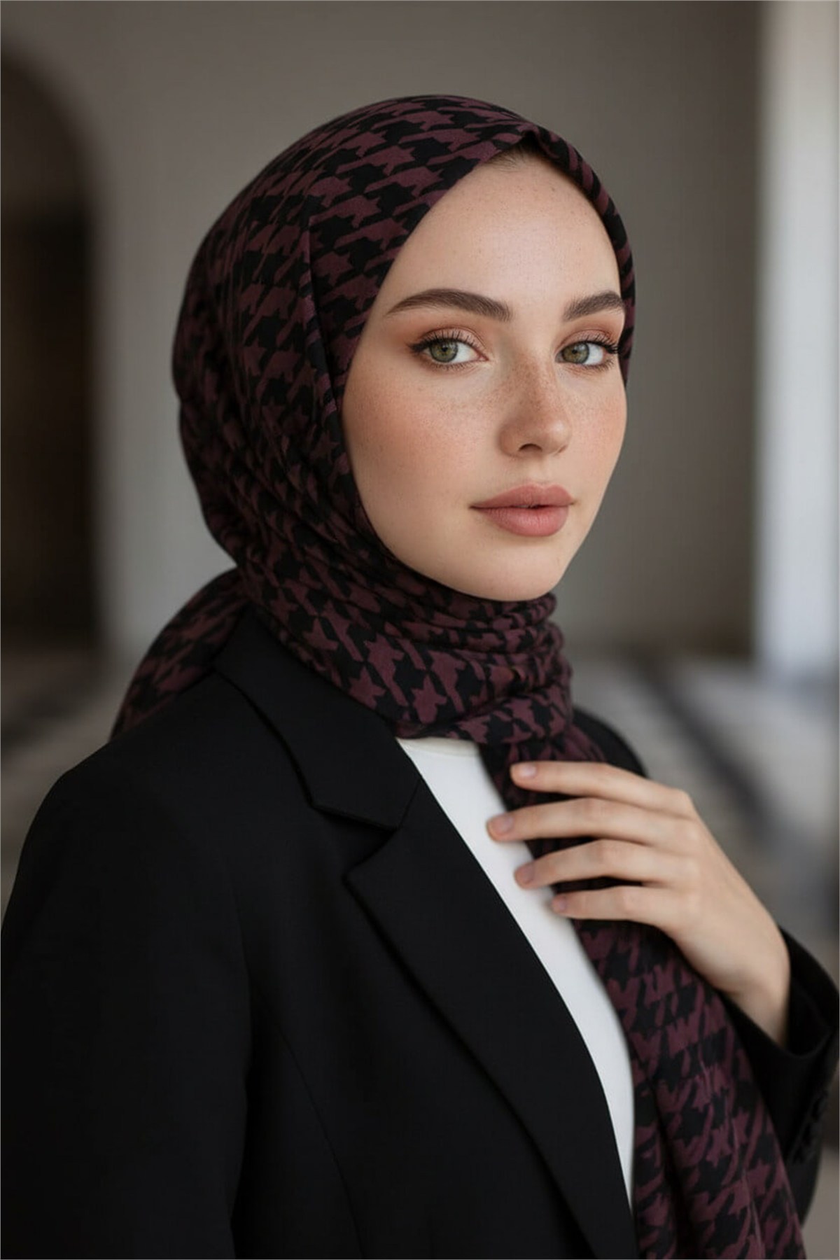 KREP KAZAYAĞI DESENLİ PUDRA RENKLİ 75X195 KIRIŞMAZ ŞAL