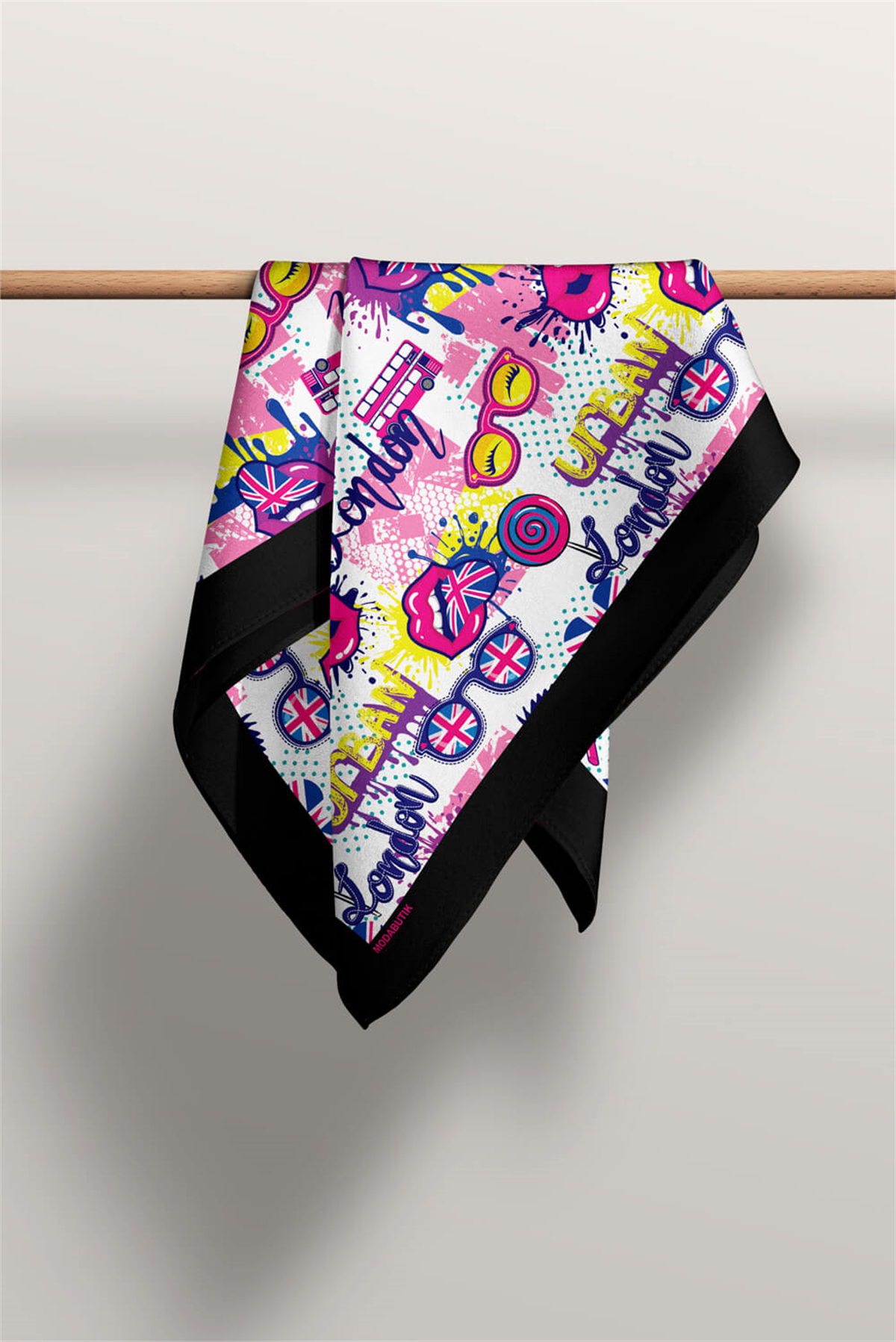 V28 Kadın Pembe Mavi London Desen Desenli 50x50 Bandana HYL DG0774-22