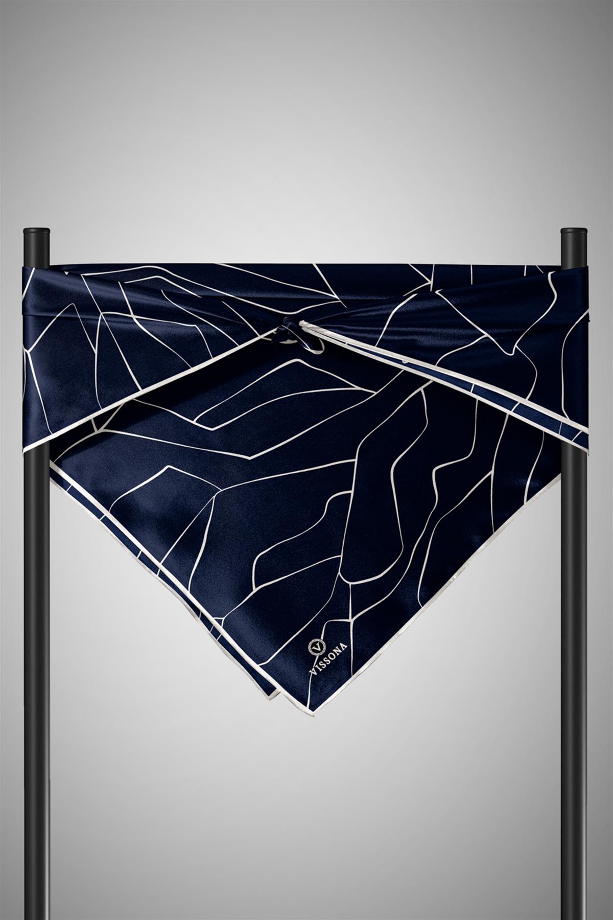 %100 Twill İpek Çizgi Desenli Lacivert - Krem Renkli 90x90 Eşarp Dikim Şekli : El Dikişi