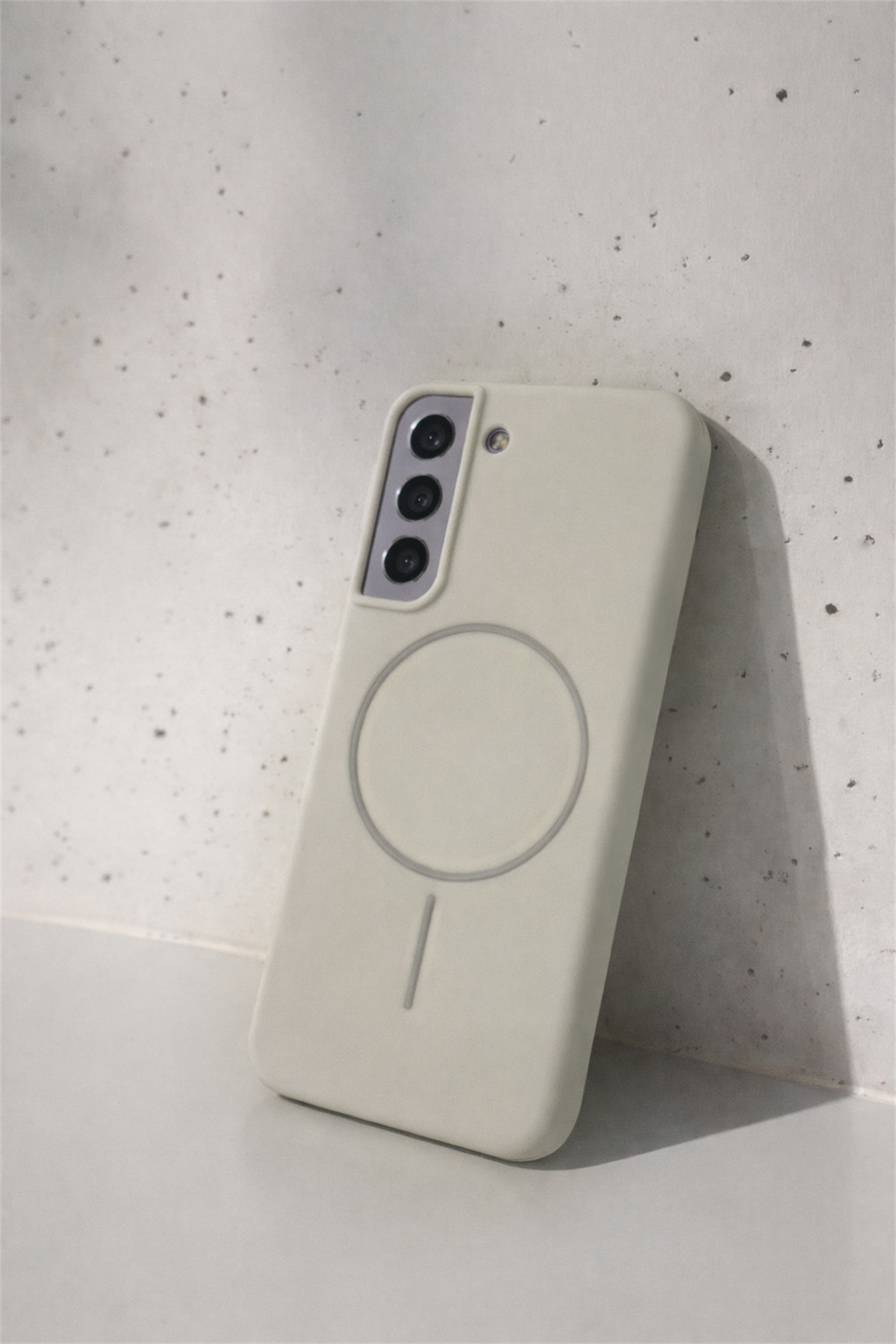 SAMSUNG Galaxy S22 Uyumlu İçi Kadife Magsafe Wireless Şarz Özellikli Taş Renkli Telefon Kılıfı