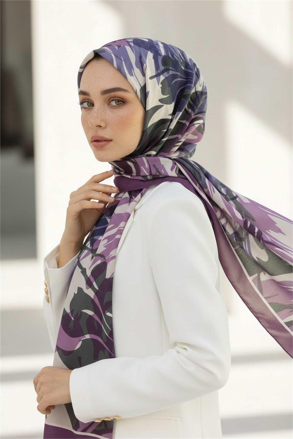 KREP GEOMETRİK DESENLİ MOR RENKLİ 75X195 KIRIŞMAZ ŞAL