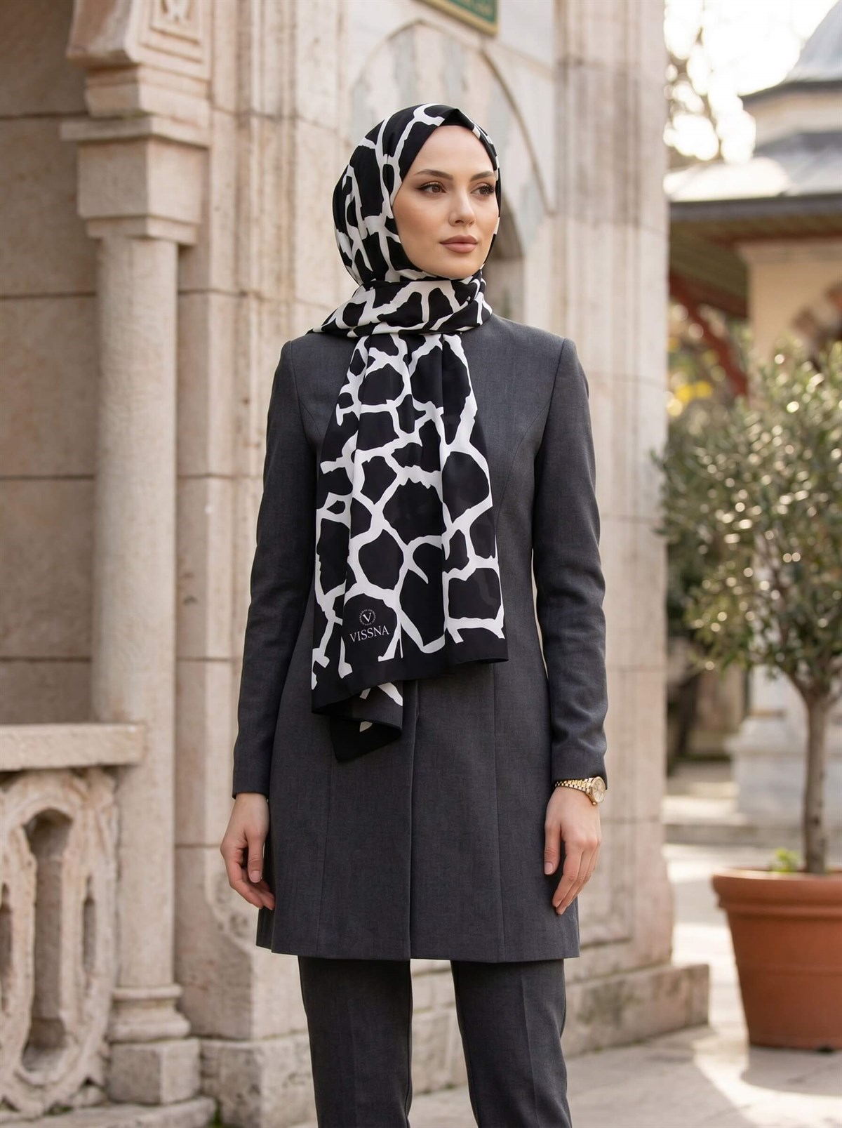 KREP TAŞ DESENLİ SİYAH - BEYAZ RENKLİ 75X195 KIRIŞMAZ ŞAL