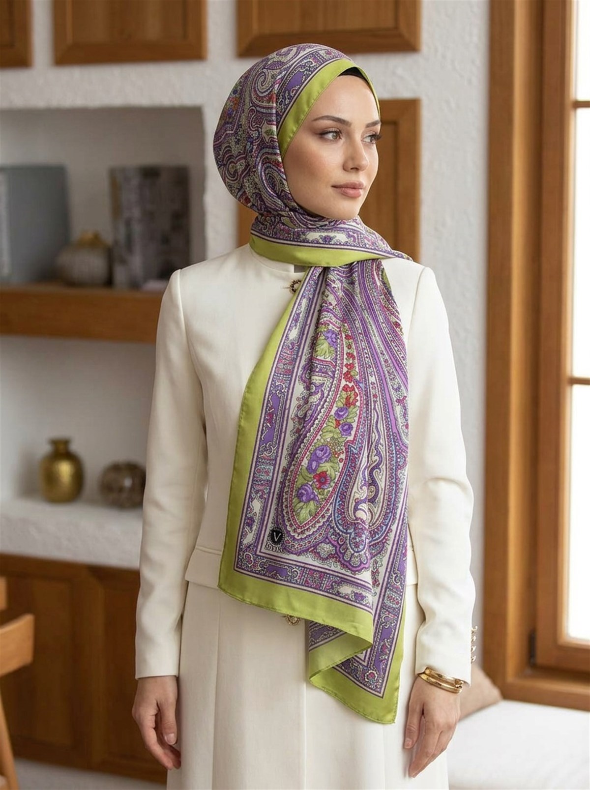 %100 İpek Etro Desenli Fıstık Yeşili Renkli 92x210 Şal
