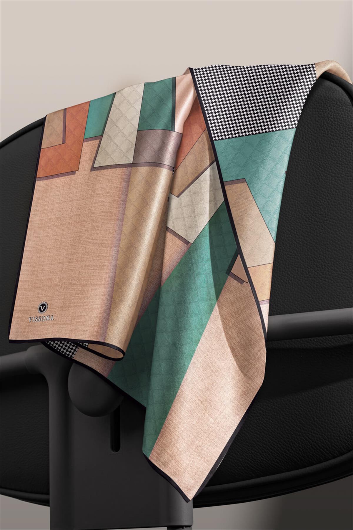 %100 Twill İpek Kazayaklı Ve Geometrik Desenli Somon - Petrol Yeşili Renkli 90x90 Eşarp Dikim Şekli : El Dikişi