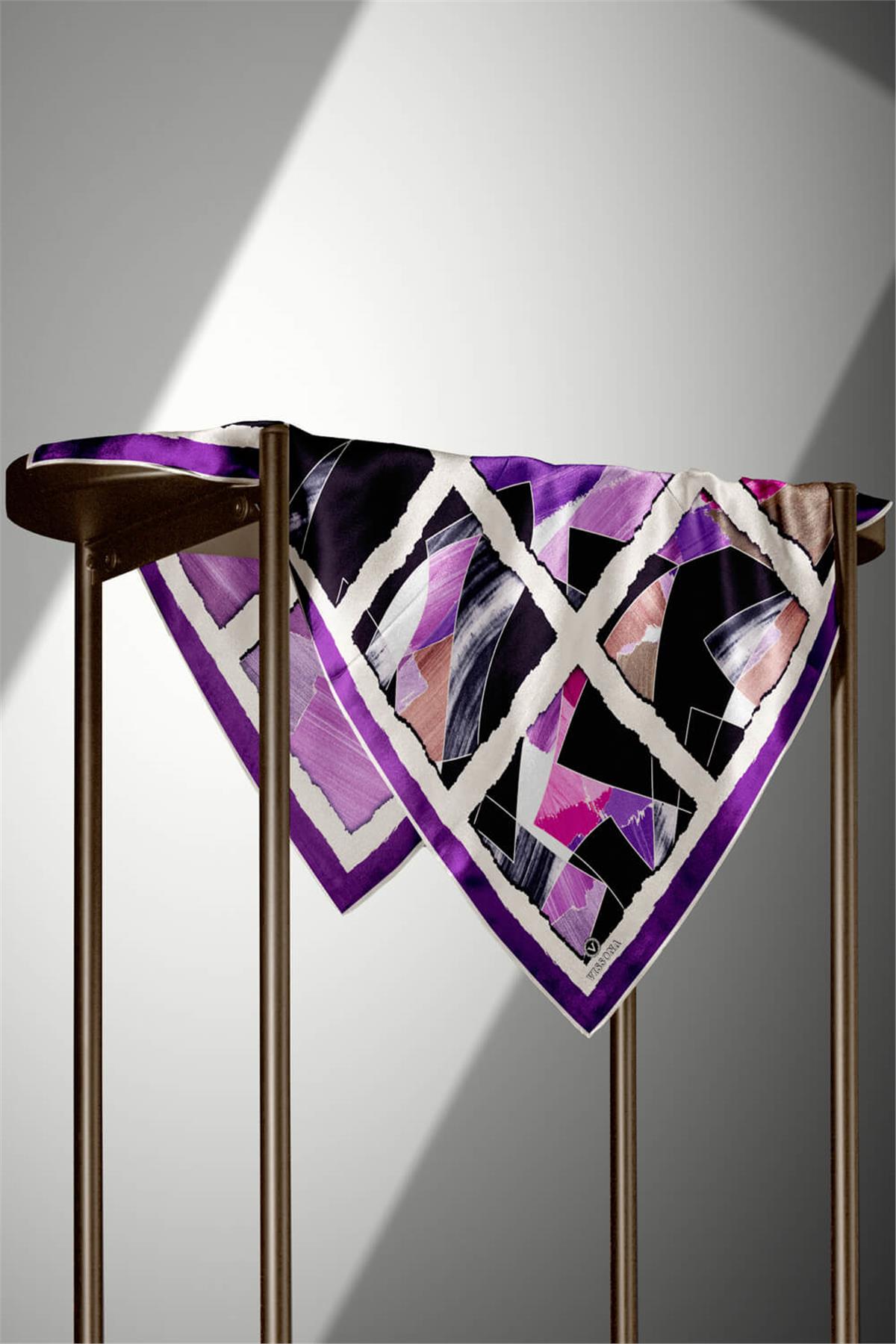 %100 Twill İpek Geometrik Desenli Mor - Pembe Renkli 90x90 Eşarp Dikim Şekli : El Dikişi