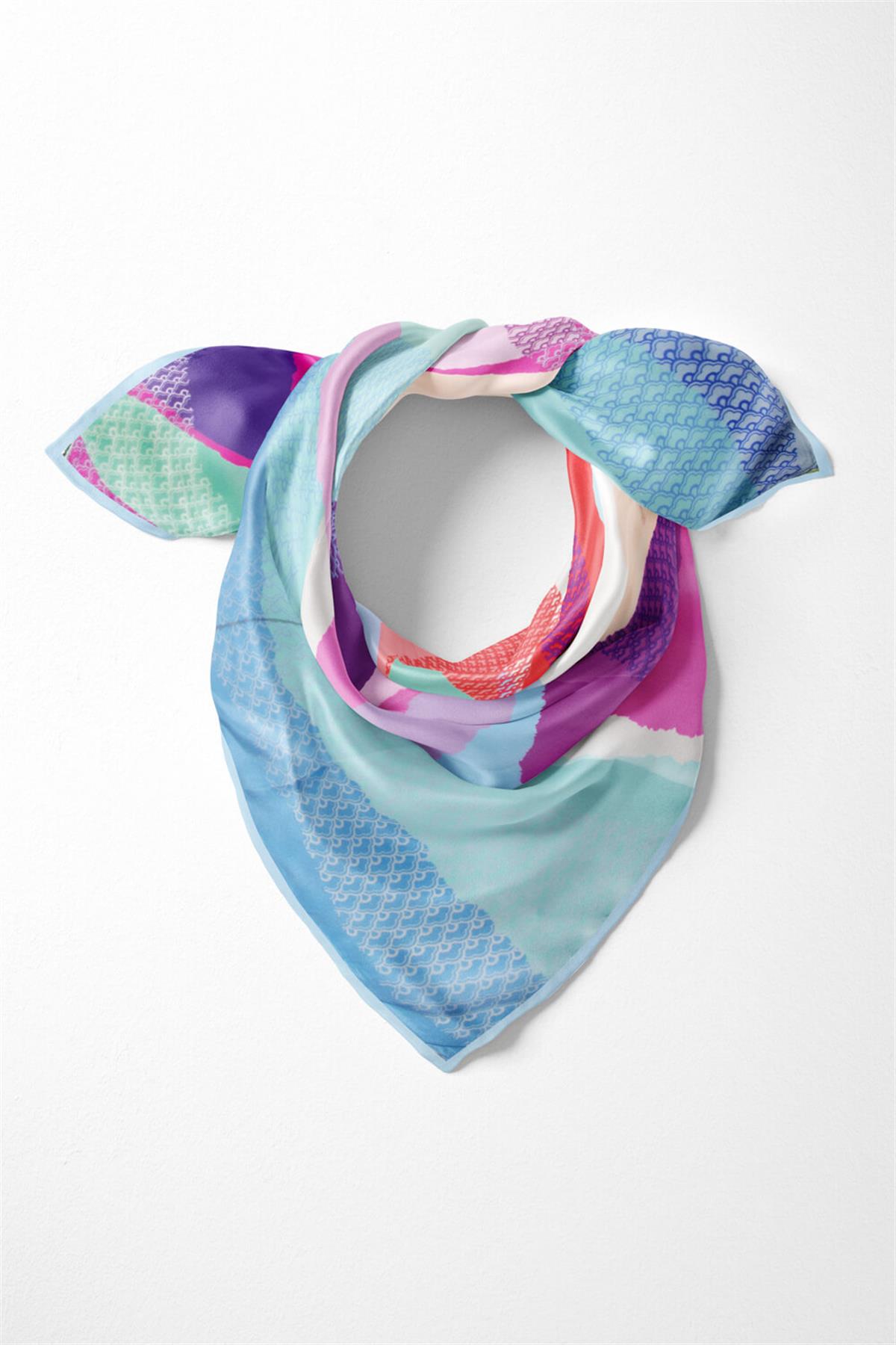 %100 İpek Kadın Desenli Bandana 80x80